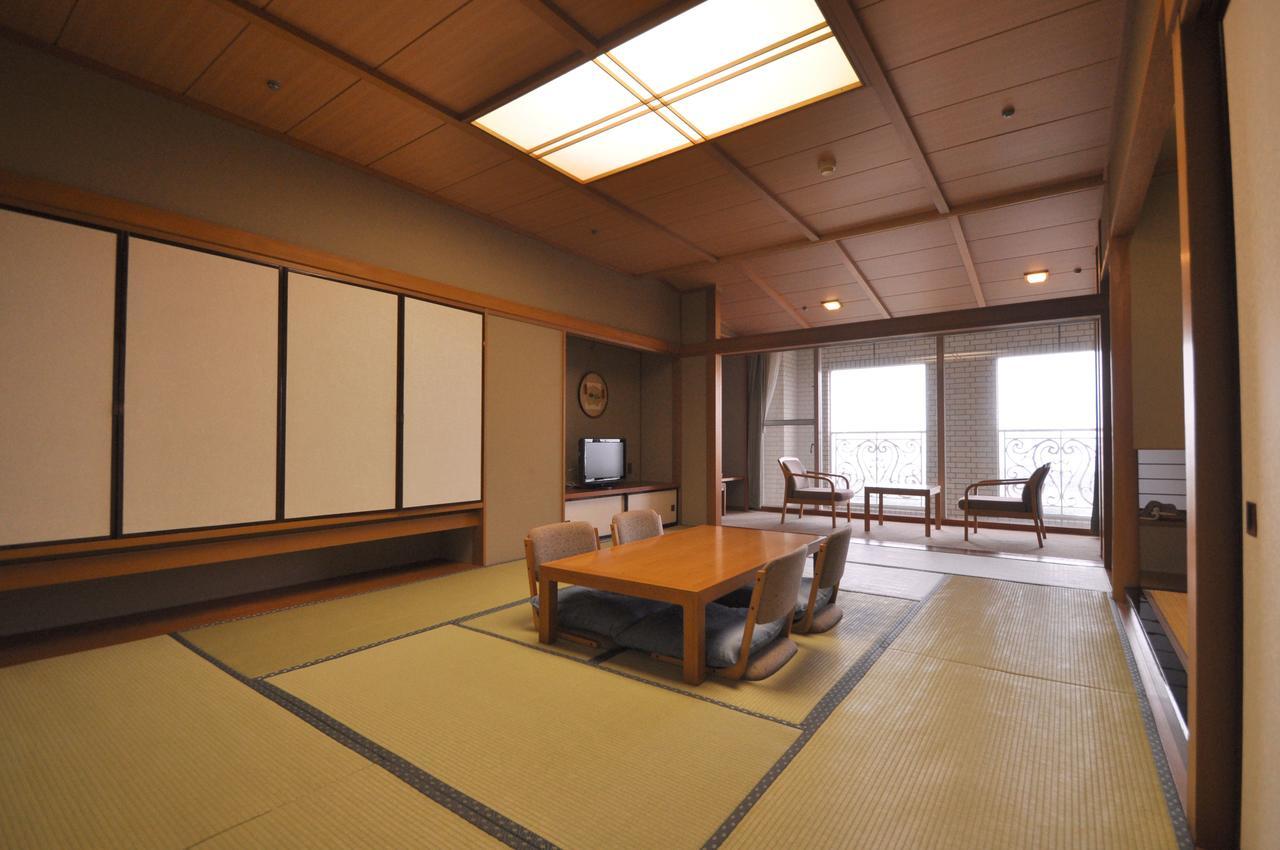 Shizuoka Country Hamaoka Course & Hotel Omaezaki Exterior photo